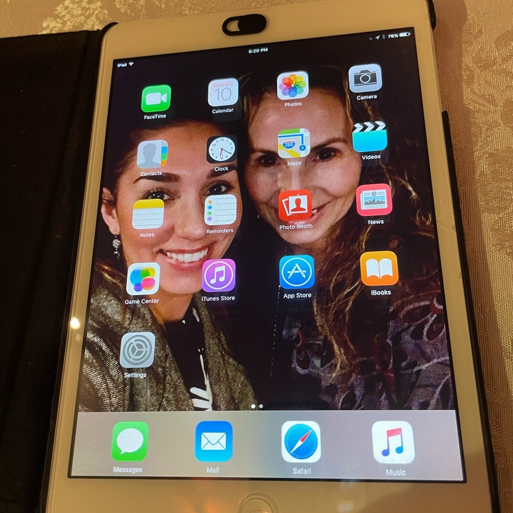 Apple iPad Mini 1st Gen. 16GB, Wi-Fi/Cellular. Gray w/Case A1455 Excellent Cond!